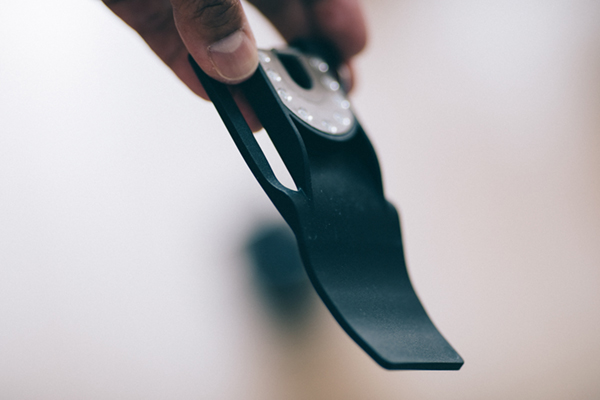 TriLens™ベルトクリップ