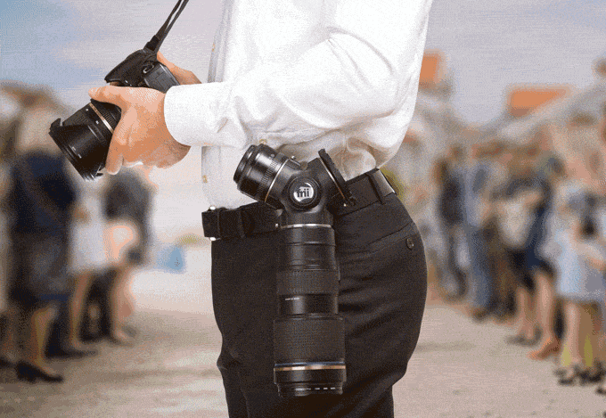 腰ベルトに装着