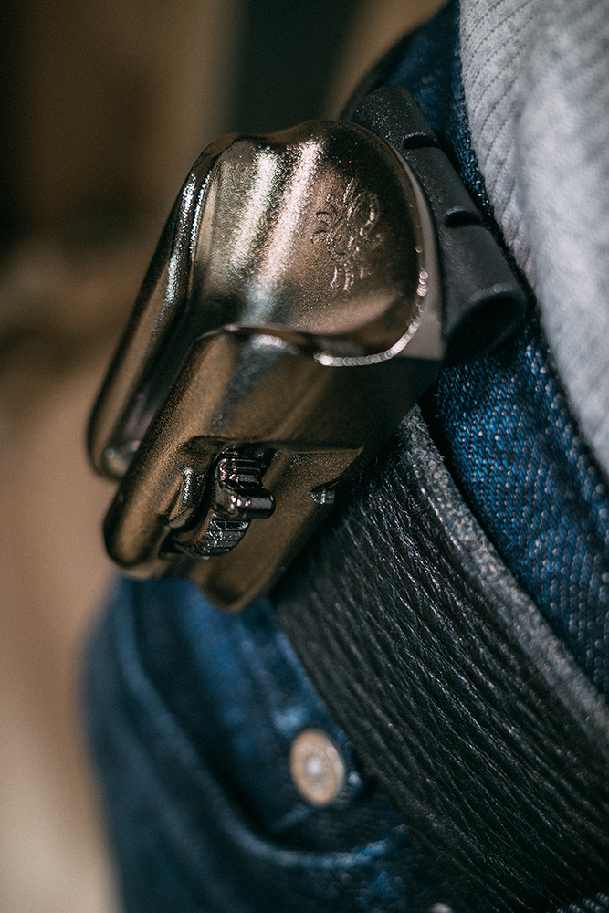 ベルトにHolster取り付け2