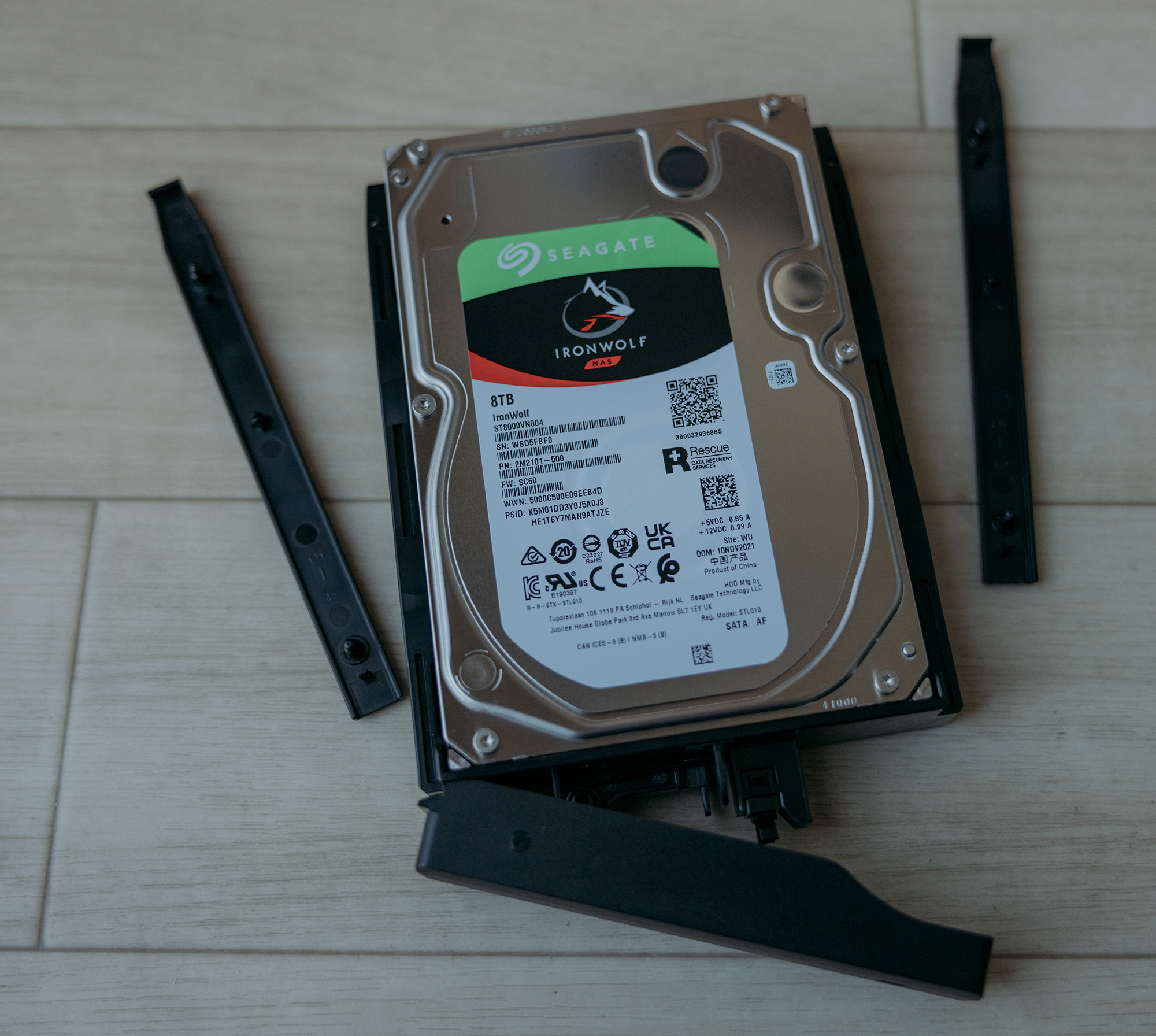 HDDをドライブベイにセット