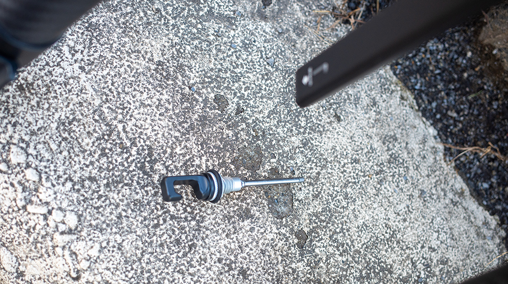 フックが工具に